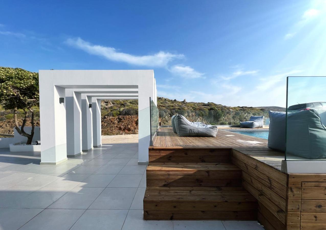 The Thermia Suites Китнос Экстерьер фото