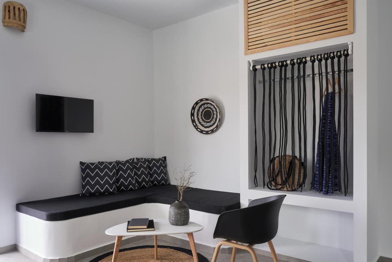 The Thermia Suites Китнос Экстерьер фото